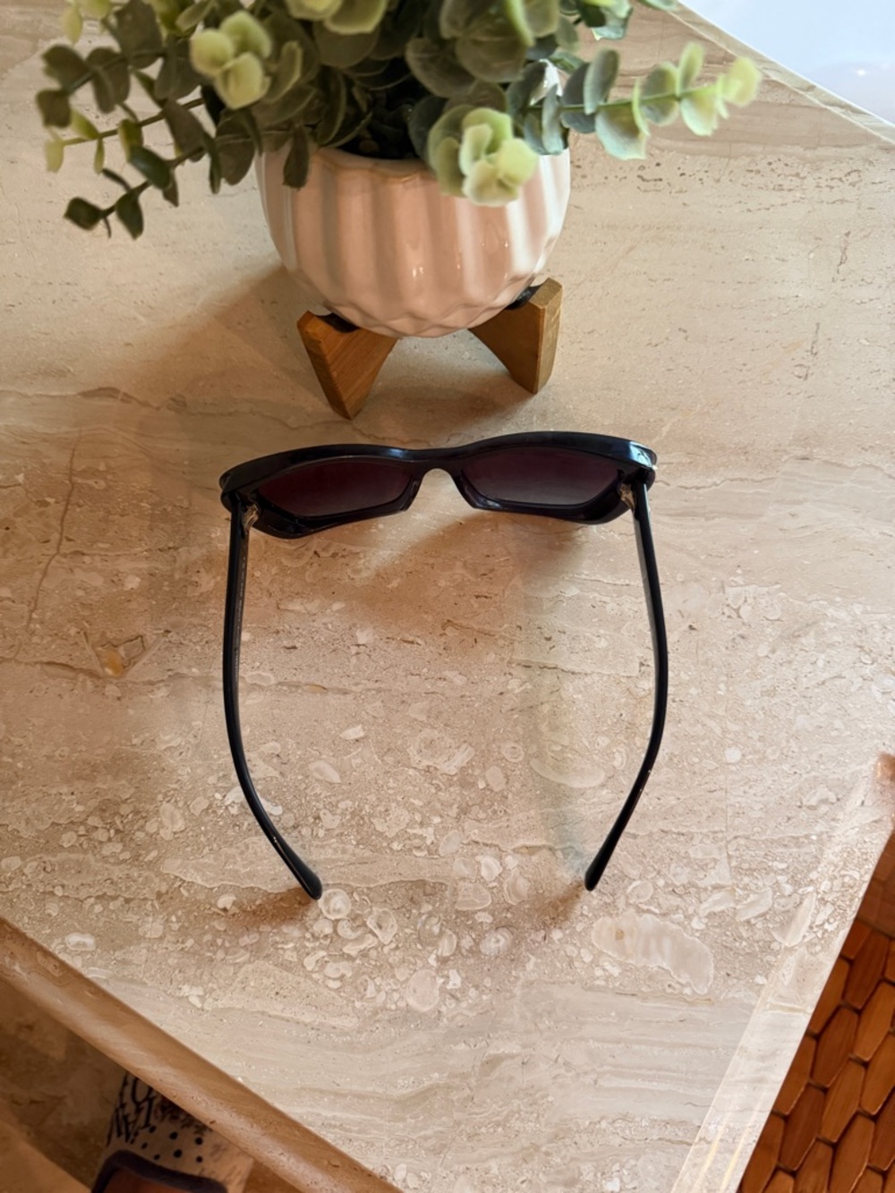 CHANEL Black Pearl-Trim Cat-Eye Sunglasses with Gold CC - Picture 6 of 11